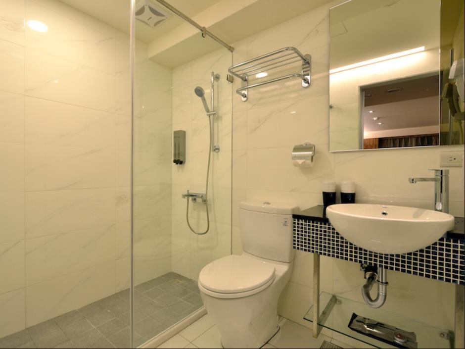 欣欣時尚旅店松山站 Hotel Đài Bắc Ngoại thất bức ảnh