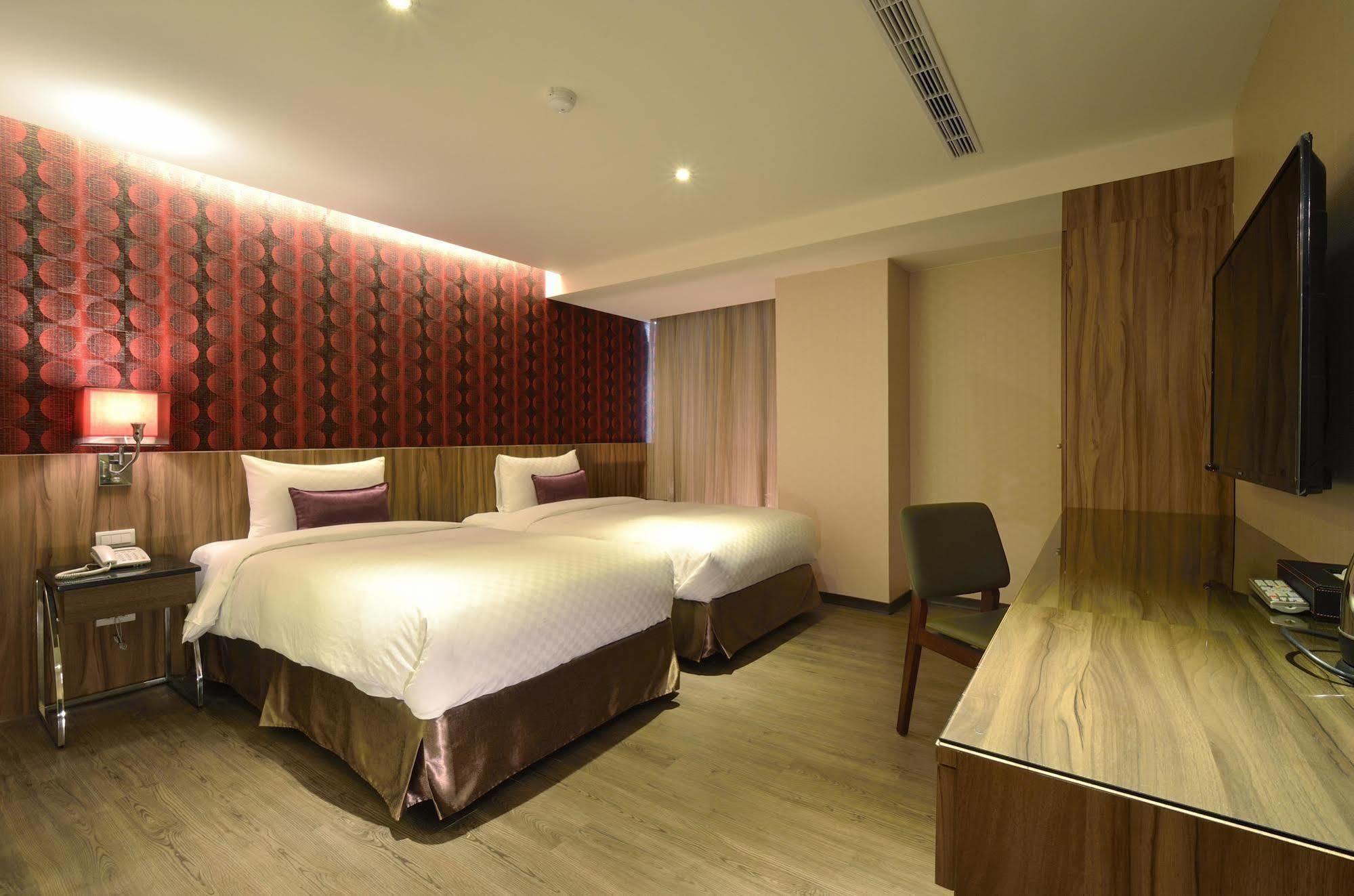 欣欣時尚旅店松山站 Hotel Đài Bắc Ngoại thất bức ảnh