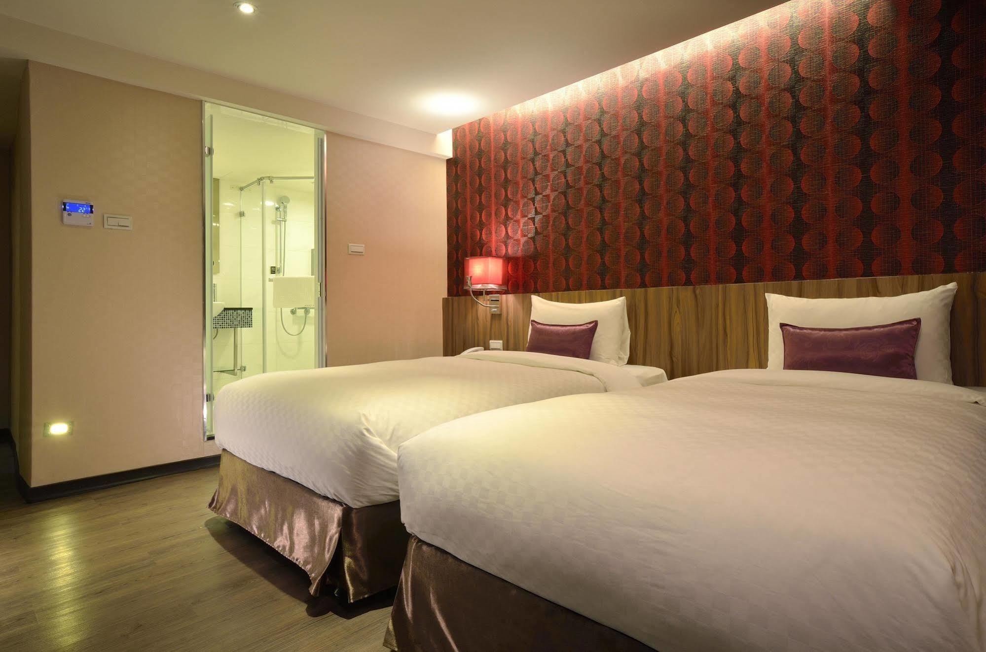 欣欣時尚旅店松山站 Hotel Đài Bắc Ngoại thất bức ảnh